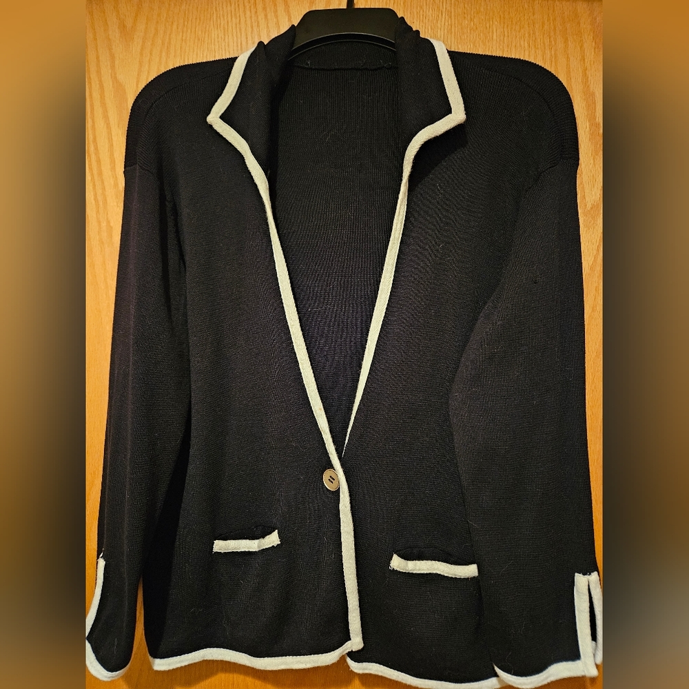 Vintage Women's sweater